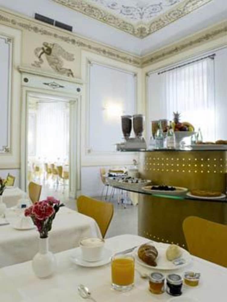 Grand'italia Hotel 4*